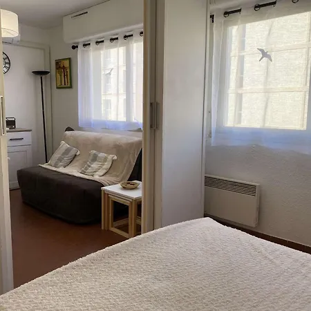 Appartement T2 Avec Wifi, Proche Thermes Et Commodites, Parking, Classe 2 Etoiles - Fr-1-553-235 Balaruc-les-Bains